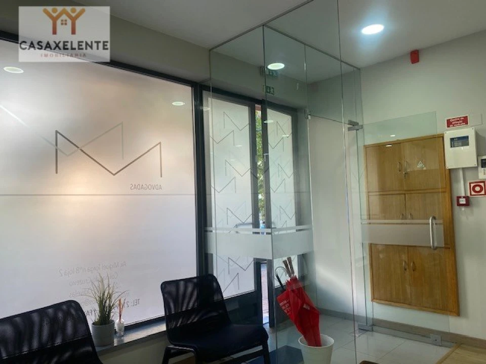 Loja para Venda em Odivelas Foto 9