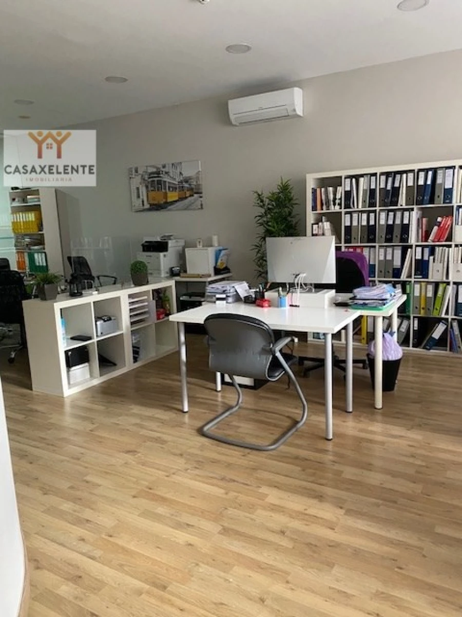 Loja para Venda em Odivelas Foto 11