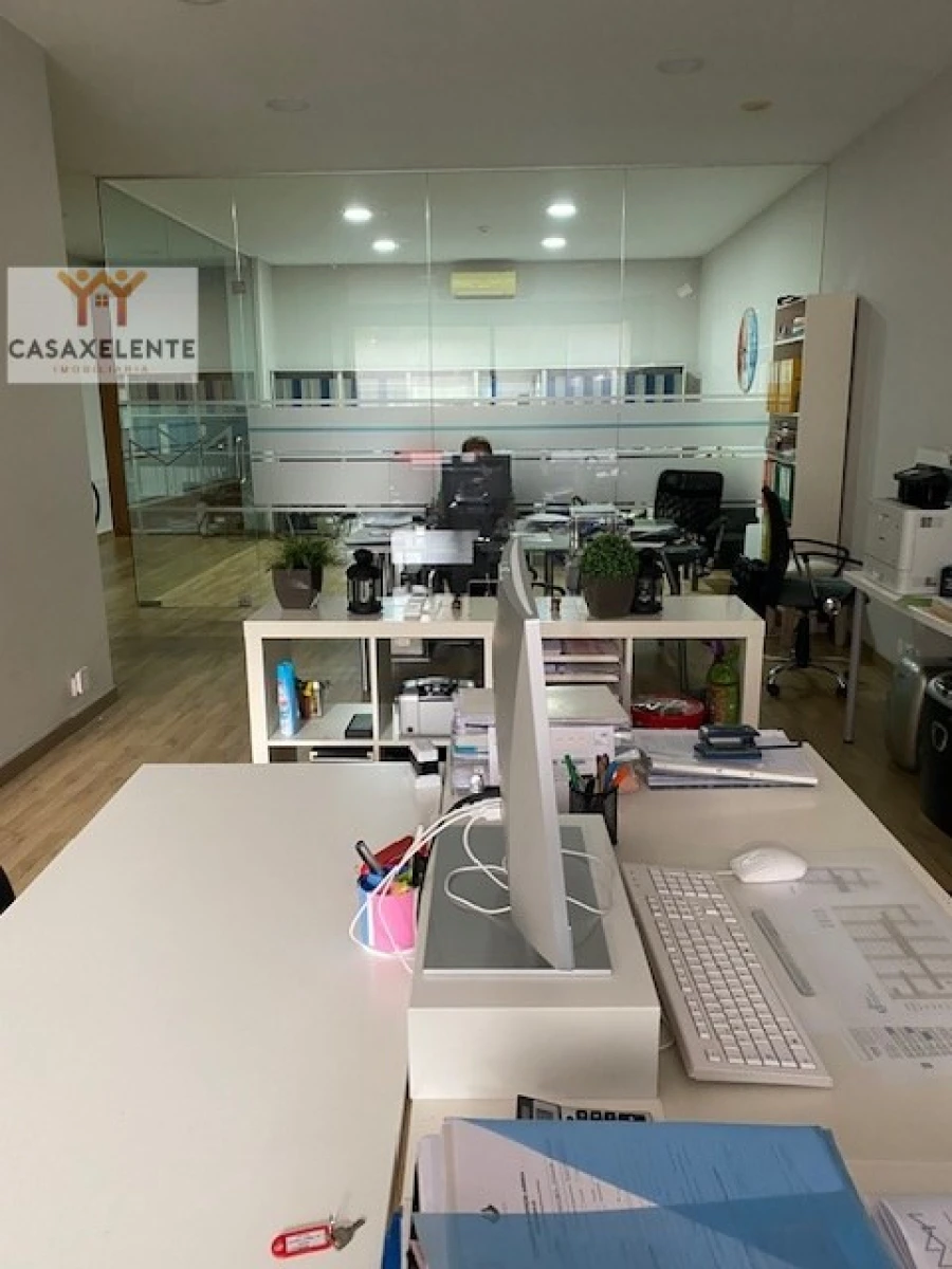 Loja para Venda em Odivelas Foto 13