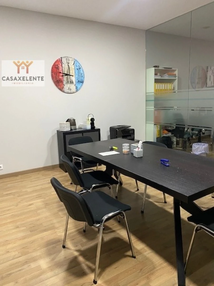 Loja para Venda em Odivelas Foto 5