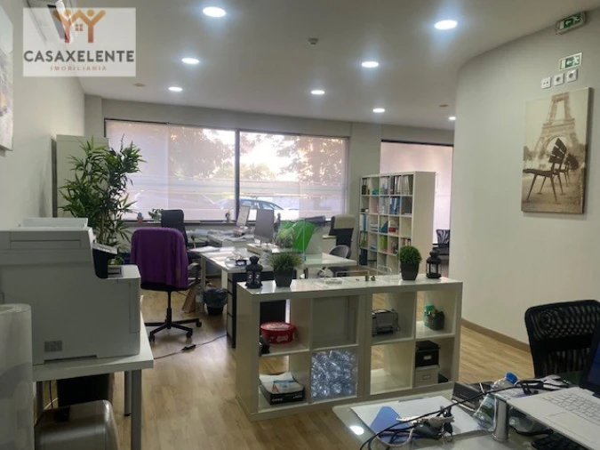 Loja para Venda em Odivelas Foto 4