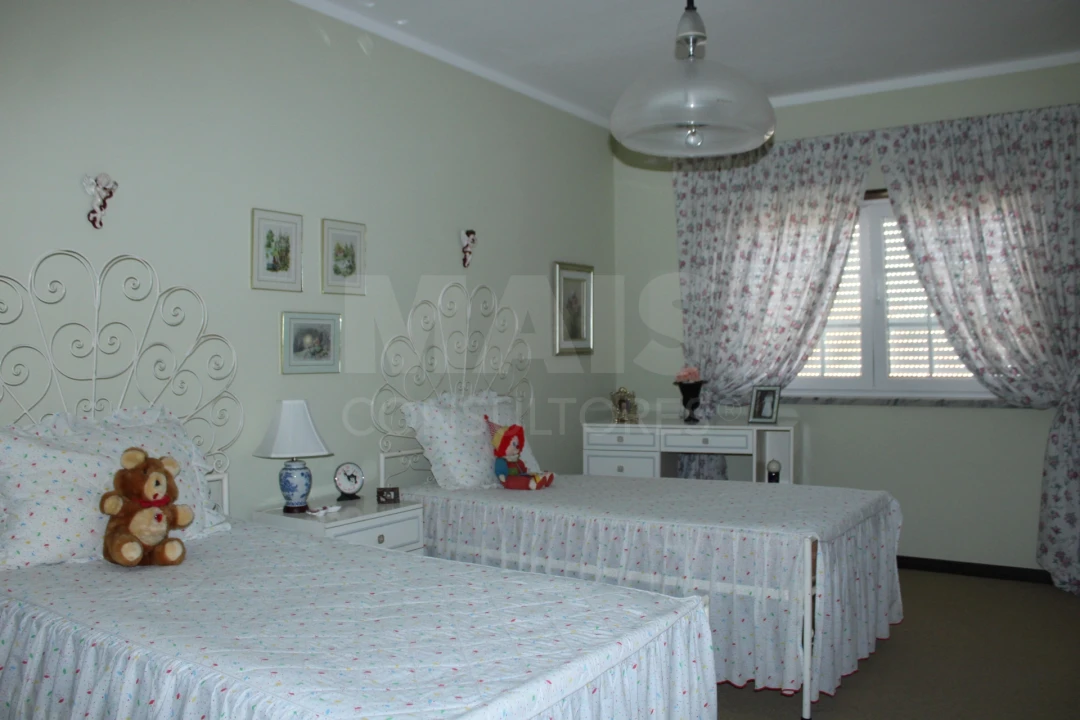 Moradia T5 para Venda em Lourinhã e Atalaia Foto 12