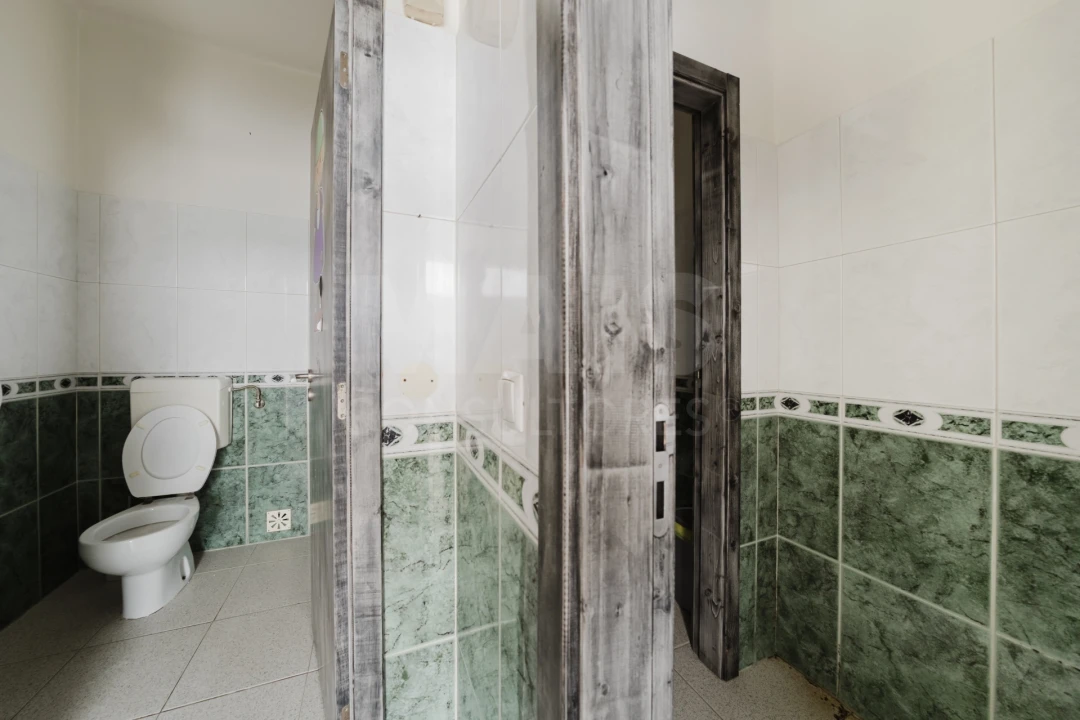 Loja para Arrendamento em Bombarral e Vale Covo Foto 7