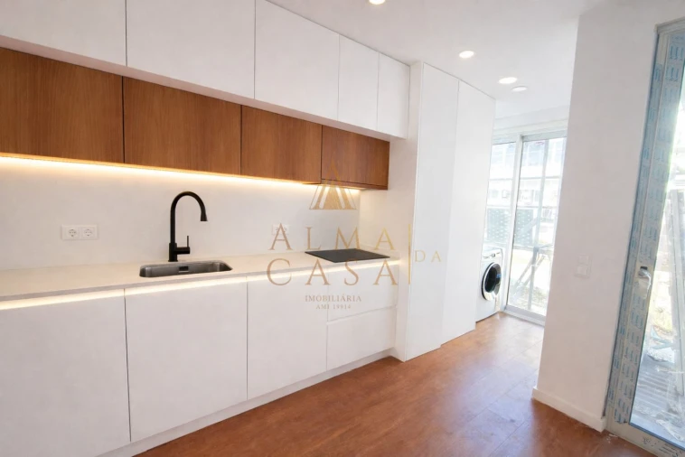 Apartamento T2 para Venda em Rio Tinto Foto 8