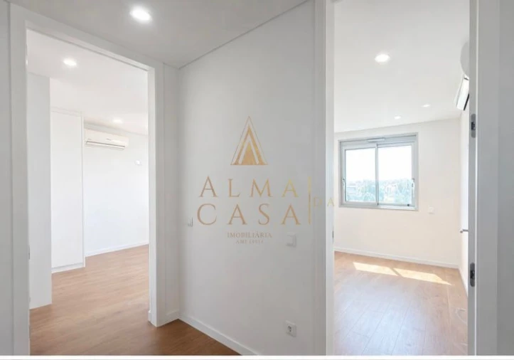 Apartamento T2 para Venda em Rio Tinto Foto 19