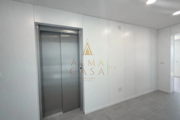 Apartamento T2 para Venda em Rio Tinto Foto 26