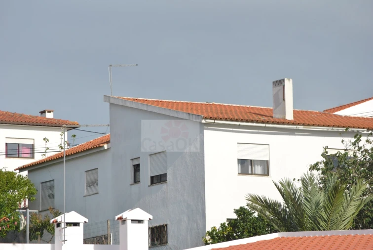 Moradia T4 para Venda em Gaeiras Foto 5