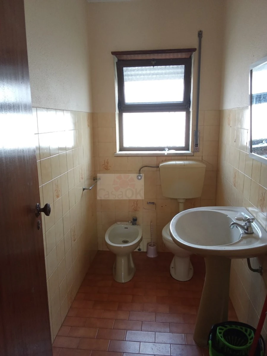 Moradia T4 para Venda em Gaeiras Foto 12