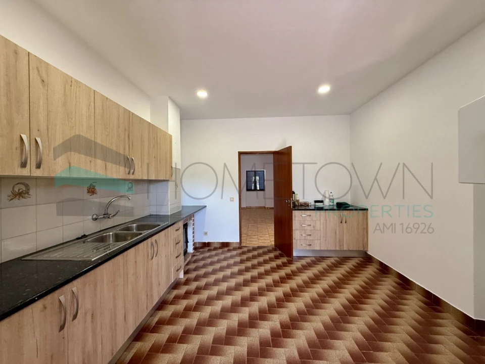 Moradia T3 para Venda em Querença, Tôr e Benafim Foto 5