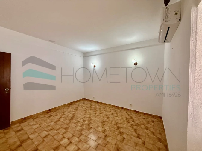 Moradia T3 para Venda em Querença, Tôr e Benafim Foto 13