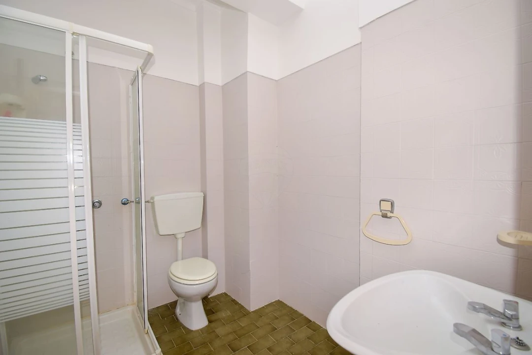 Apartamento T2 para Arrendamento em Avenidas Novas Foto 14