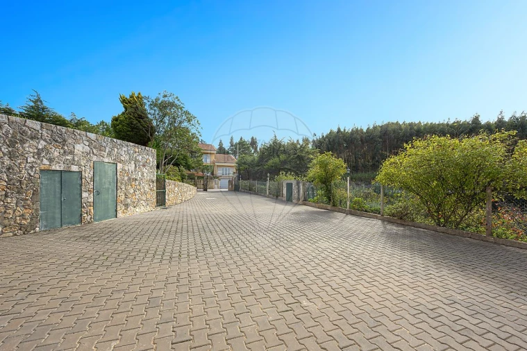 Moradia T4 para Venda em Azueira e Sobral da Abelheira Foto 30