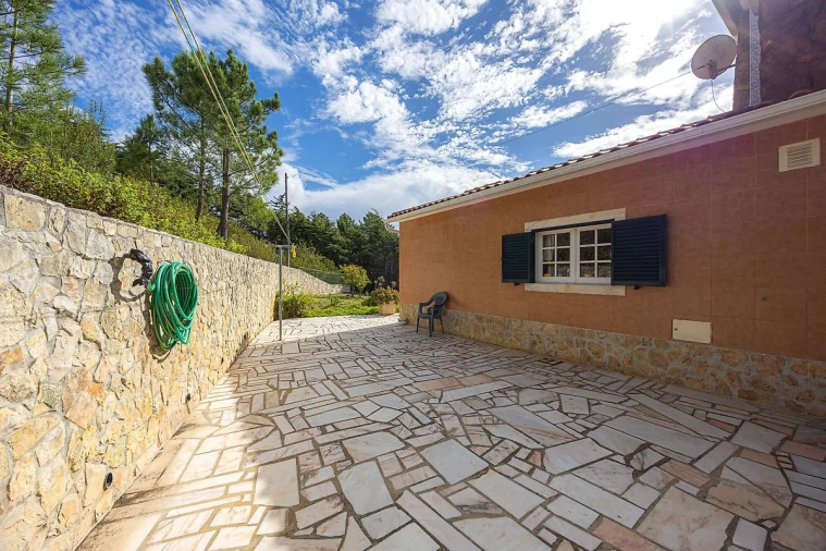 Moradia T4 para Venda em Azueira e Sobral da Abelheira Foto 27