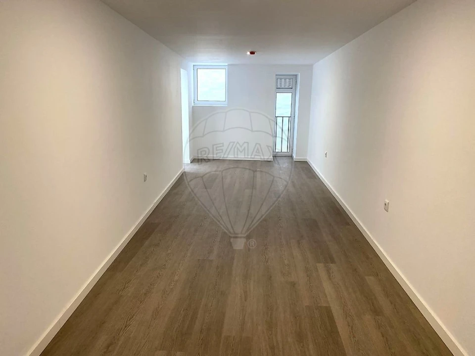 Loja para Arrendamento em Cedofeita, Santo Ildefonso, Sé, Miragaia, São Nicolau e Vitória Foto 3