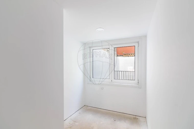 Loja para Arrendamento em Cedofeita, Santo Ildefonso, Sé, Miragaia, São Nicolau e Vitória Foto 10