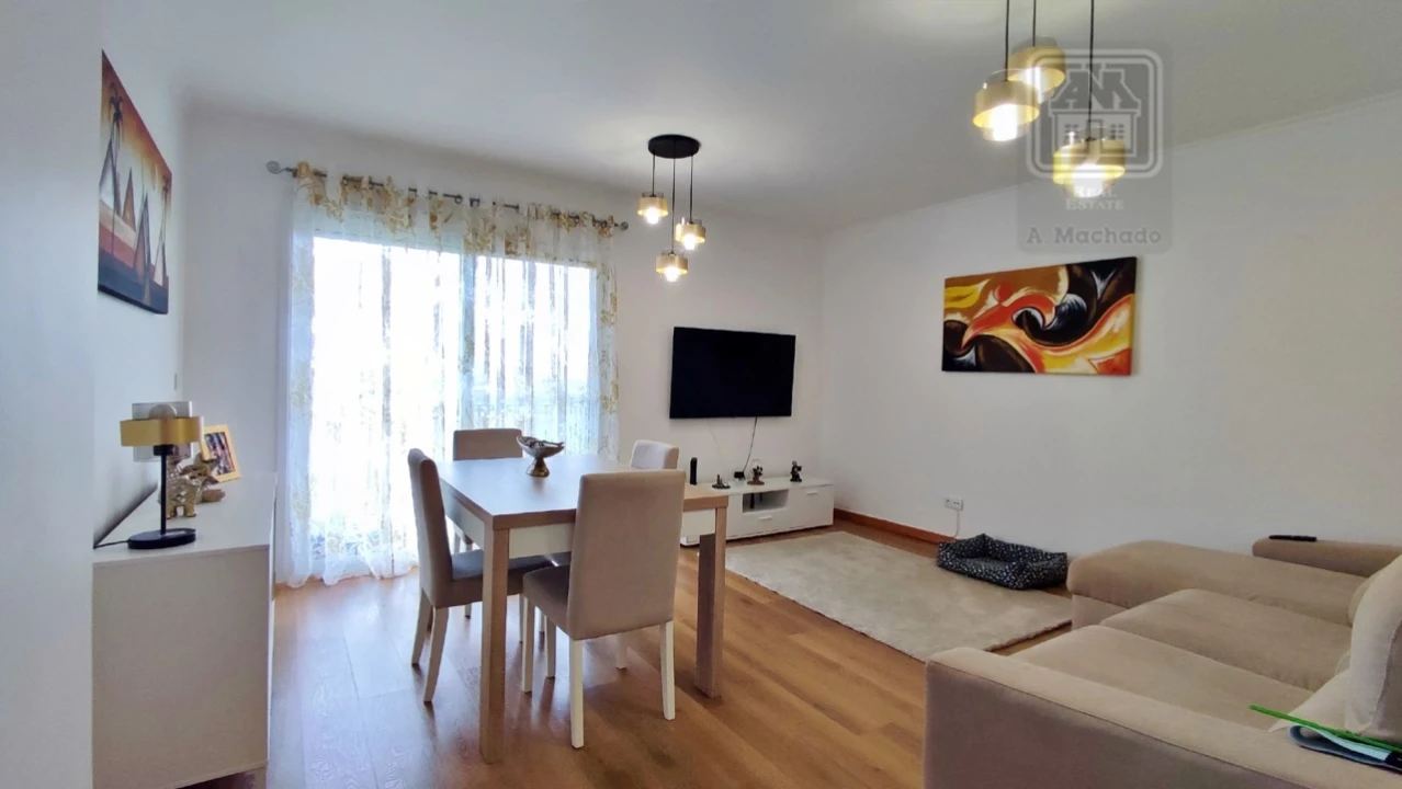 Apartamento T2 para Venda em Rabo de Peixe Foto 7