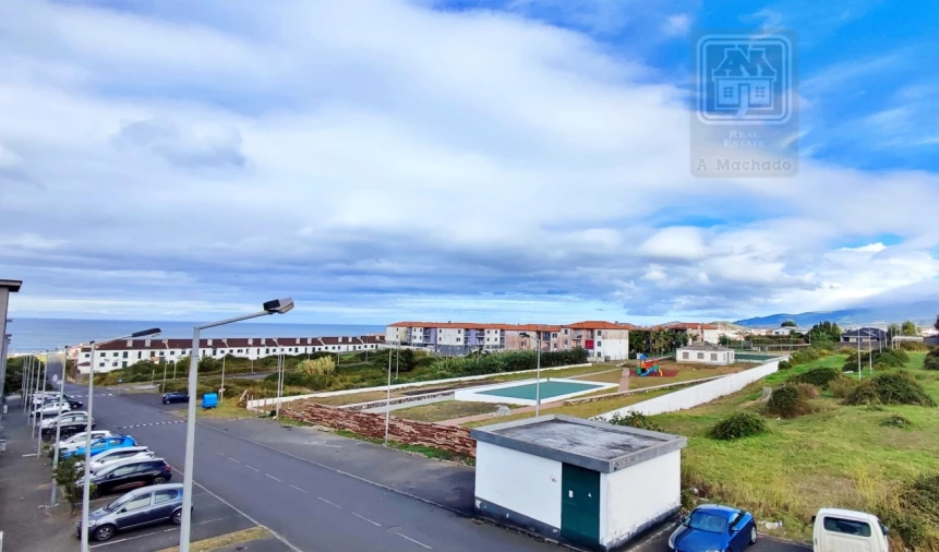 Apartamento T2 para Venda em Rabo de Peixe Foto 5