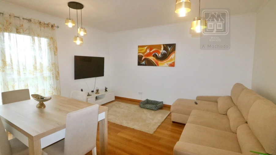 Apartamento T2 para Venda em Rabo de Peixe Foto 8
