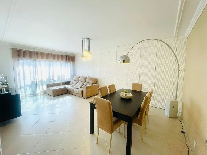 Apartamento T3 para Venda em Vialonga