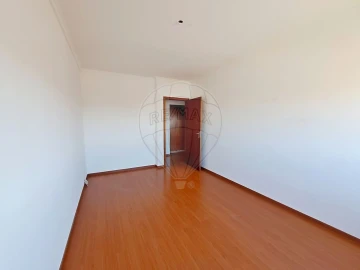 Apartamento T3 para Venda em Alto do Seixalinho, Santo André e Verderena