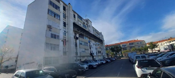 Apartamento T3 para Venda em Corroios