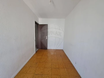 Apartamento T3 para Venda em Corroios