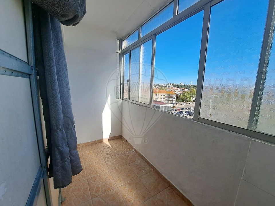 Apartamento T3 para Venda em Corroios Foto 18