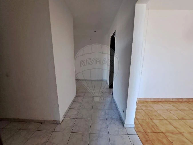 Apartamento T3 para Venda em Corroios Foto 23