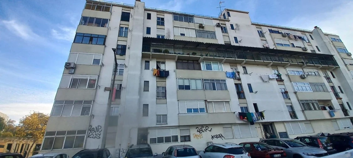 Apartamento T3 para Venda em Corroios Foto 10