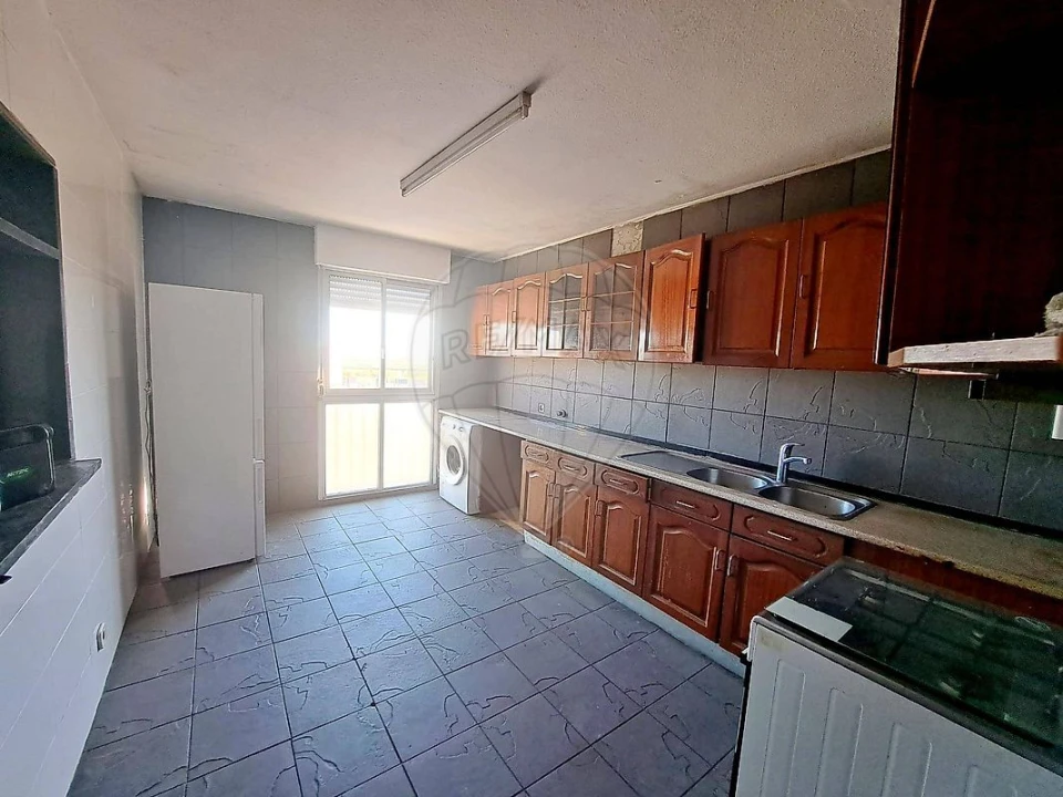 Apartamento T3 para Venda em Corroios Foto 25