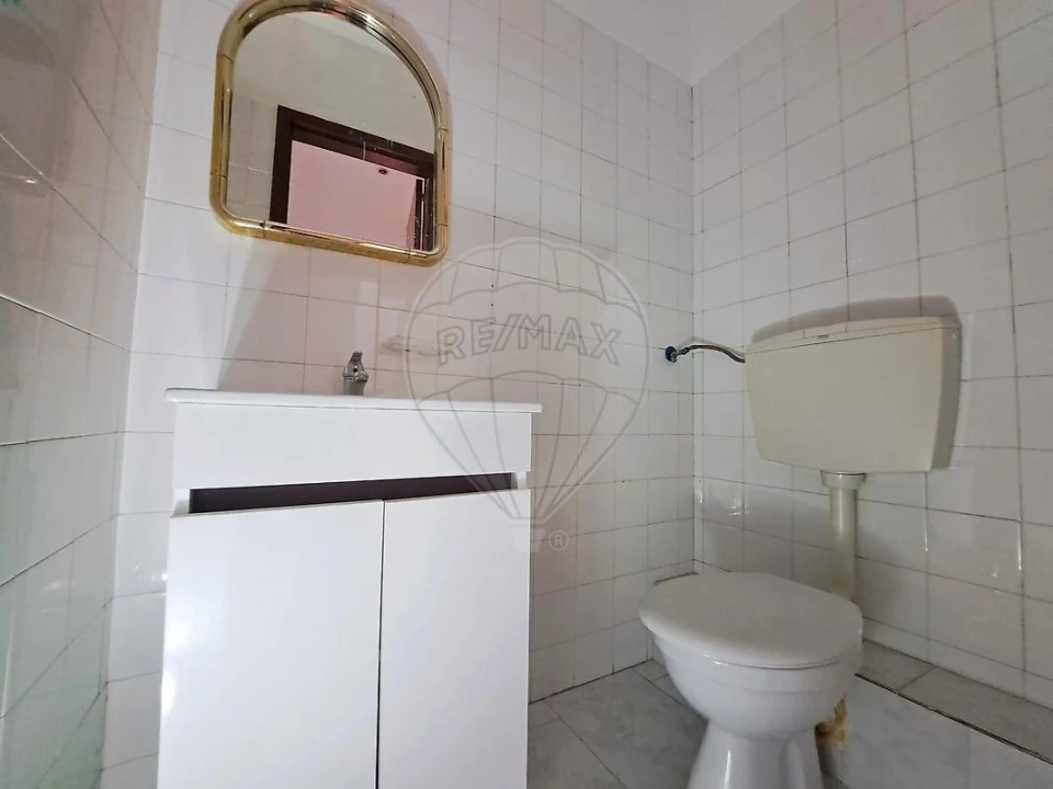 Apartamento T3 para Venda em Corroios Foto 37