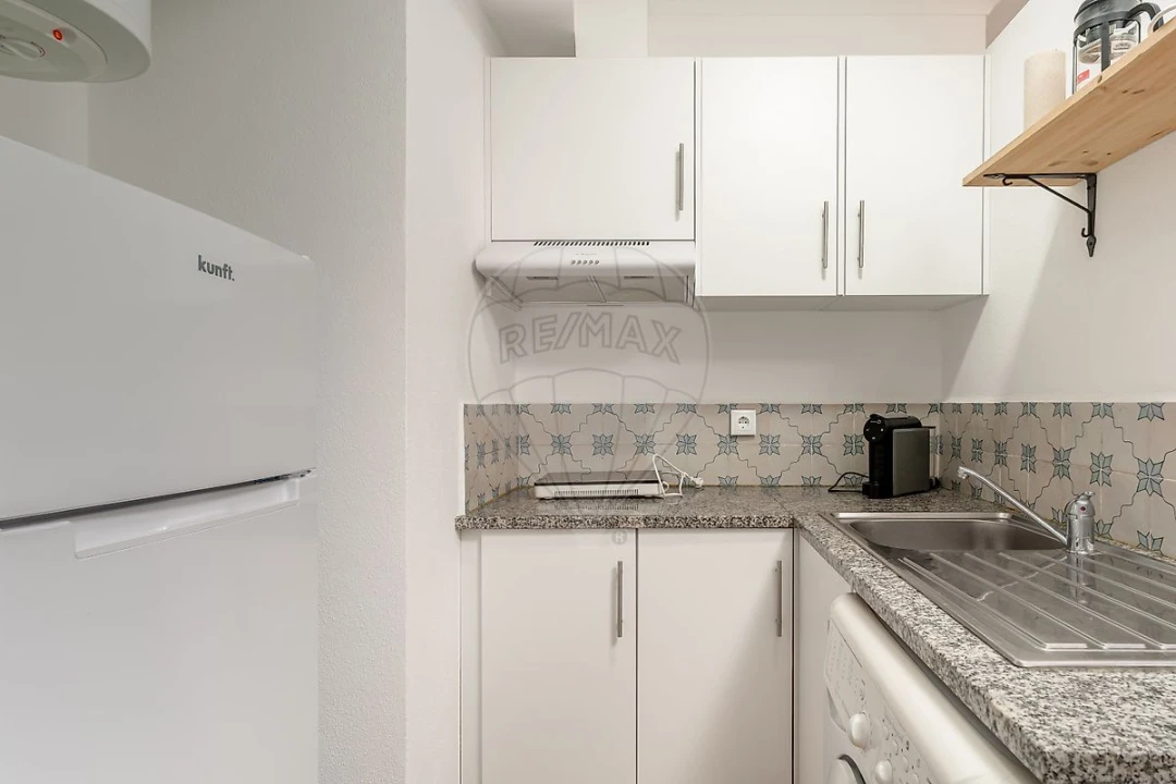 Apartamento T1 para Arrendamento em Caparica e Trafaria Foto 4