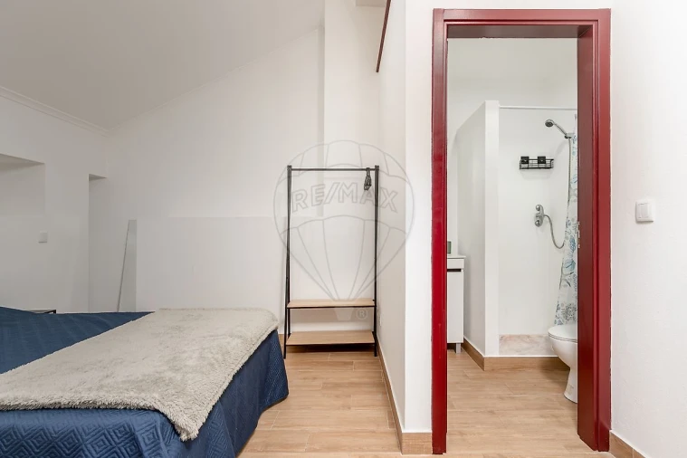 Apartamento T1 para Arrendamento em Caparica e Trafaria Foto 6