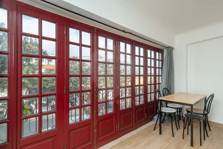 Apartamento T1 para Arrendamento em Caparica e Trafaria Foto 8