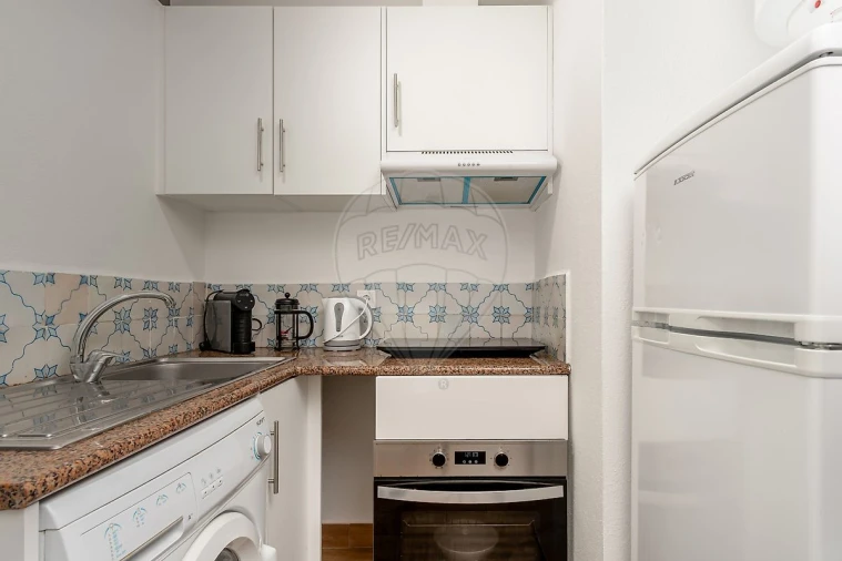Apartamento T1 para Arrendamento em Caparica e Trafaria Foto 6
