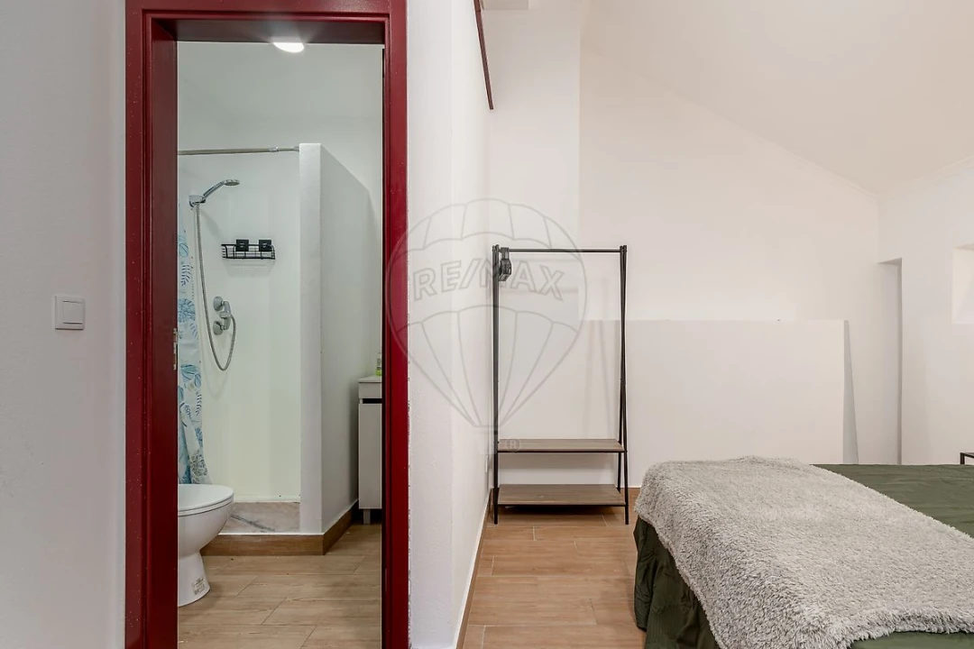 Apartamento T1 para Arrendamento em Caparica e Trafaria Foto 3