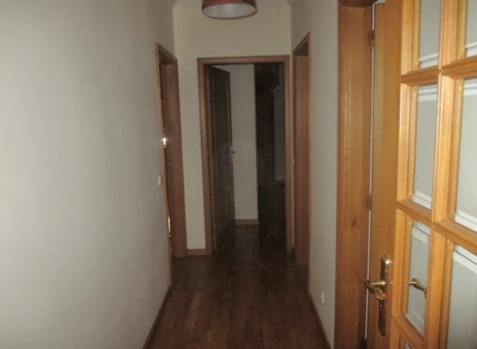Apartamento T2 para Venda em Paranhos Foto 6
