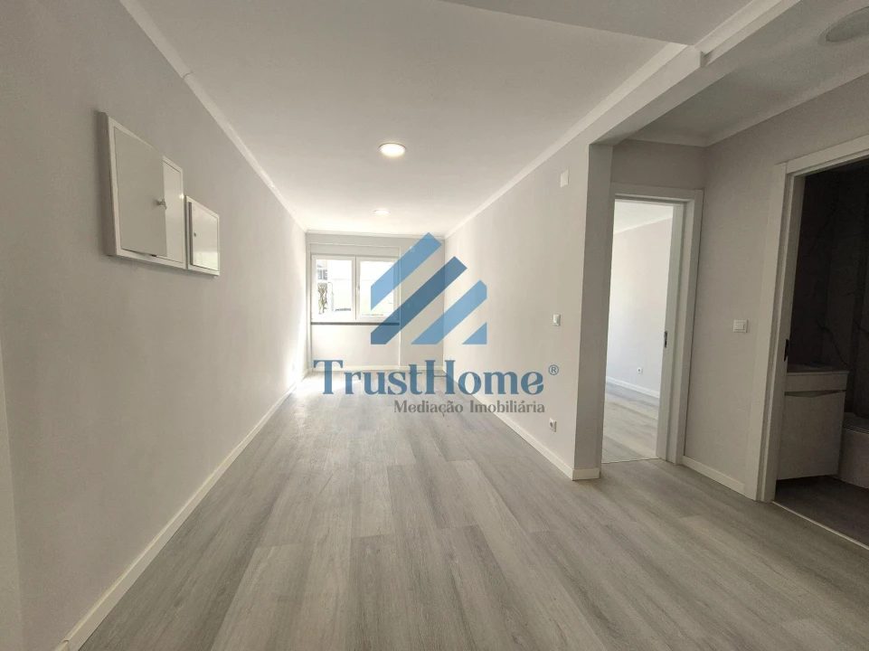 Apartamento T2 para Venda em Benfica Foto 10