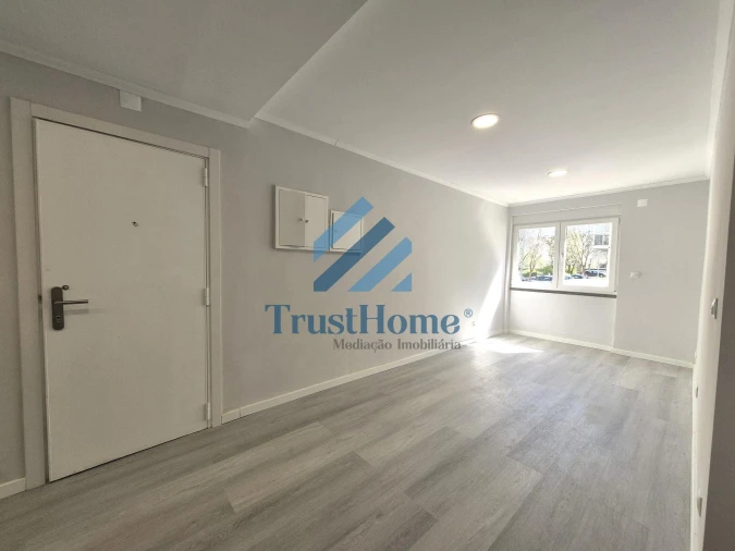 Apartamento T2 para Venda em Benfica Foto 17