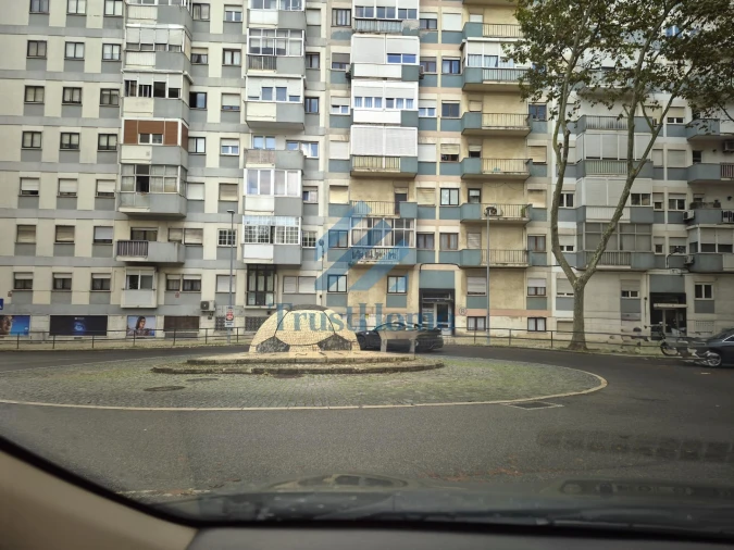 Apartamento T2 para Venda em Benfica Foto 27