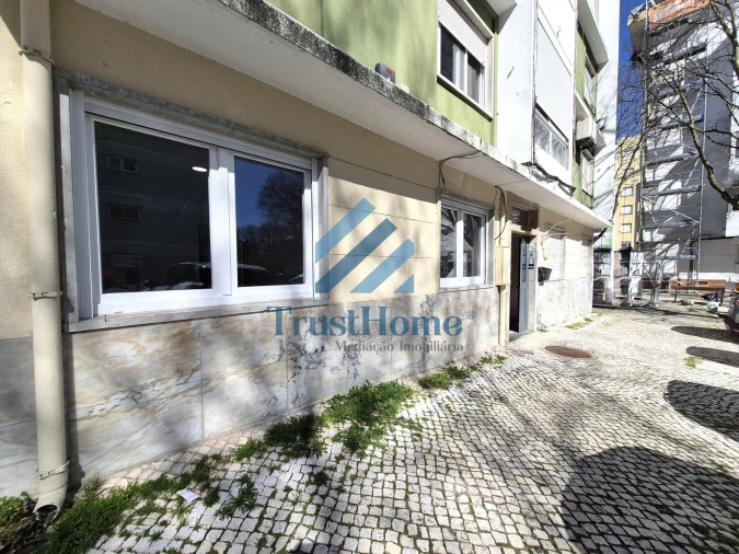 Apartamento T2 para Venda em Benfica Foto 19