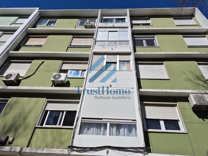 Apartamento T2 para Venda em Benfica Foto 20