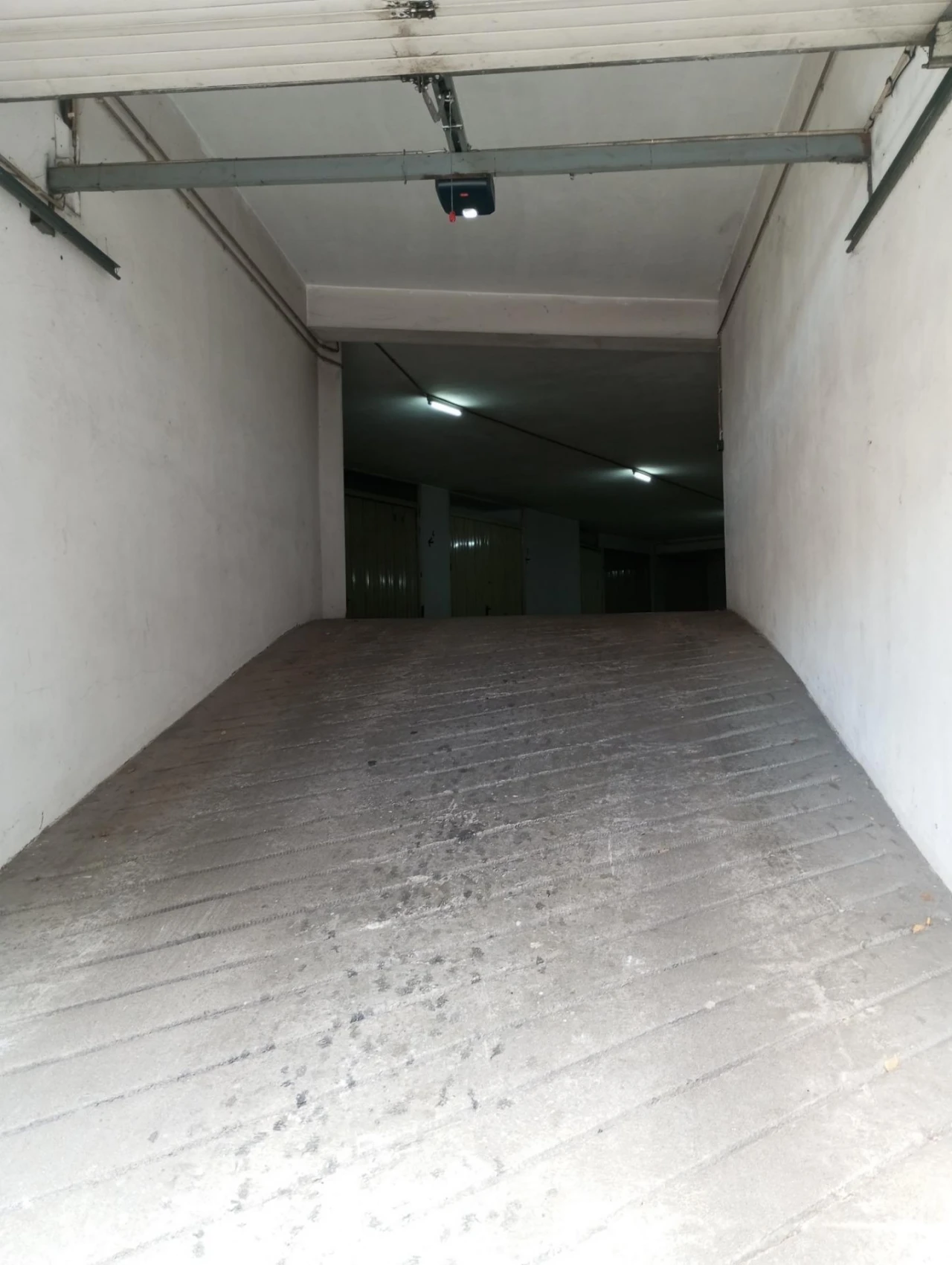 Garagem para Arrendamento em Real, Dume e Semelhe Foto 2
