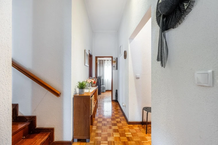 Moradia T3 para Venda em Lordelo Foto 8