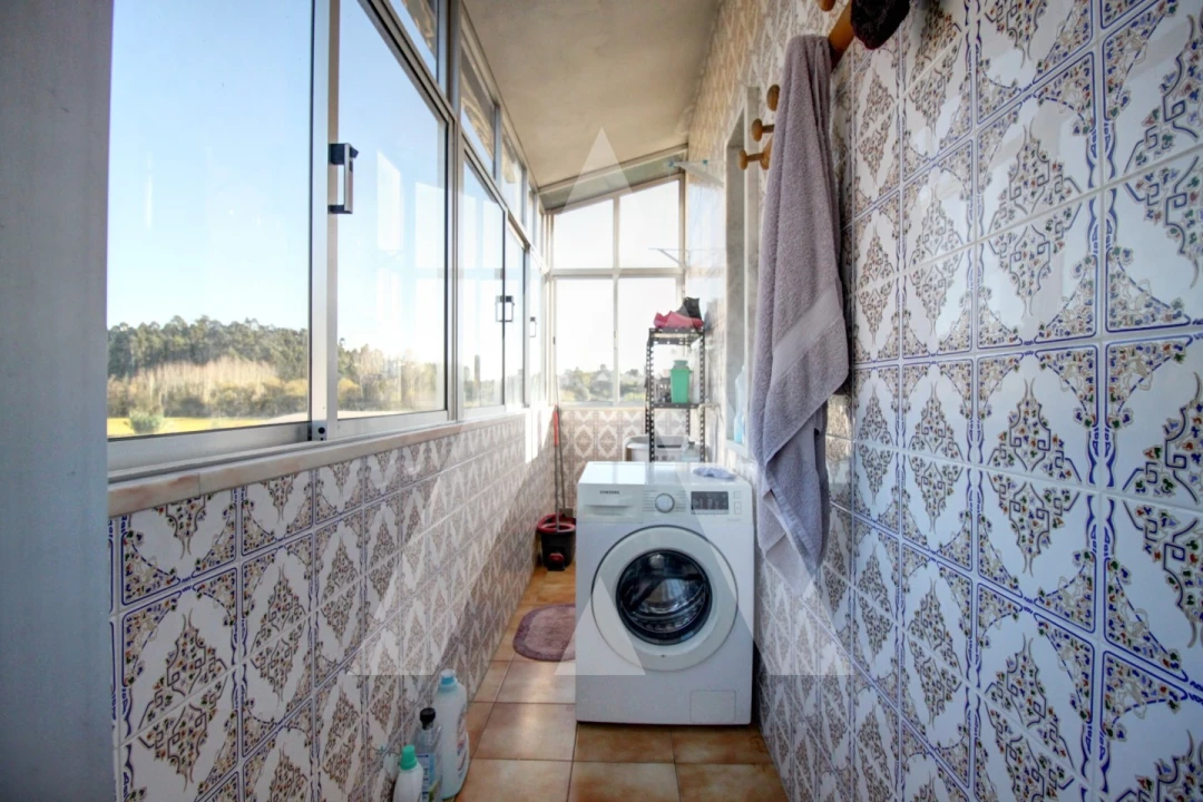 Moradia T6 para Venda em Oiã Foto 10