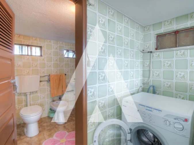 Moradia T6 para Venda em Oiã Foto 47