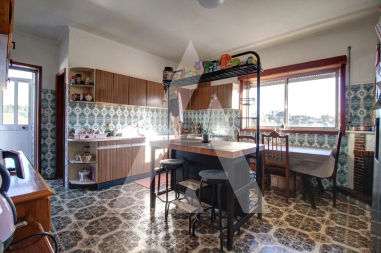 Moradia T6 para Venda em Oiã Foto 5