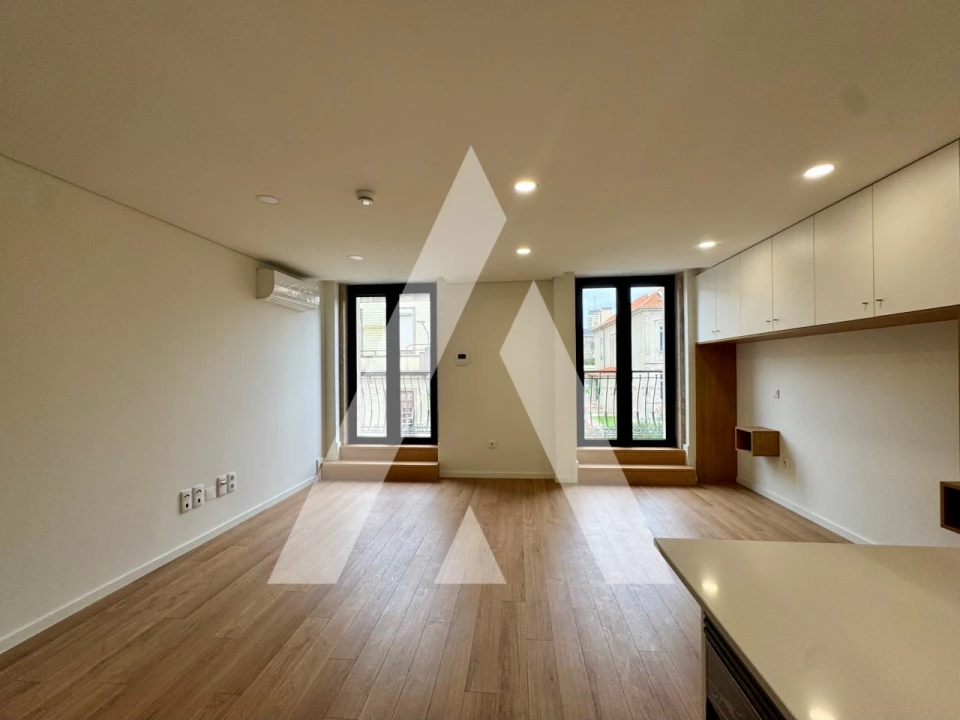 Apartamento para Venda em Cedofeita, Santo Ildefonso, Sé, Miragaia, São Nicolau e Vitória Foto 18