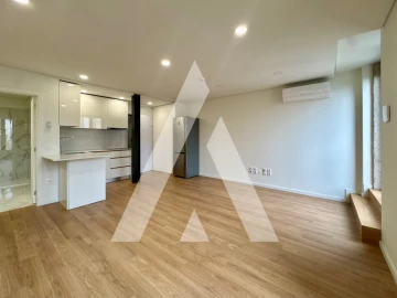 Apartamento para Venda em Cedofeita, Santo Ildefonso, Sé, Miragaia, São Nicolau e Vitória