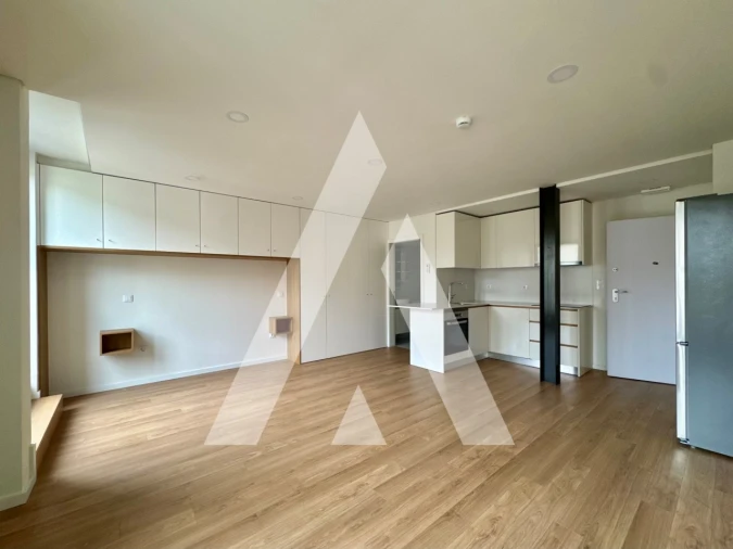 Apartamento para Venda em Cedofeita, Santo Ildefonso, Sé, Miragaia, São Nicolau e Vitória Foto 23